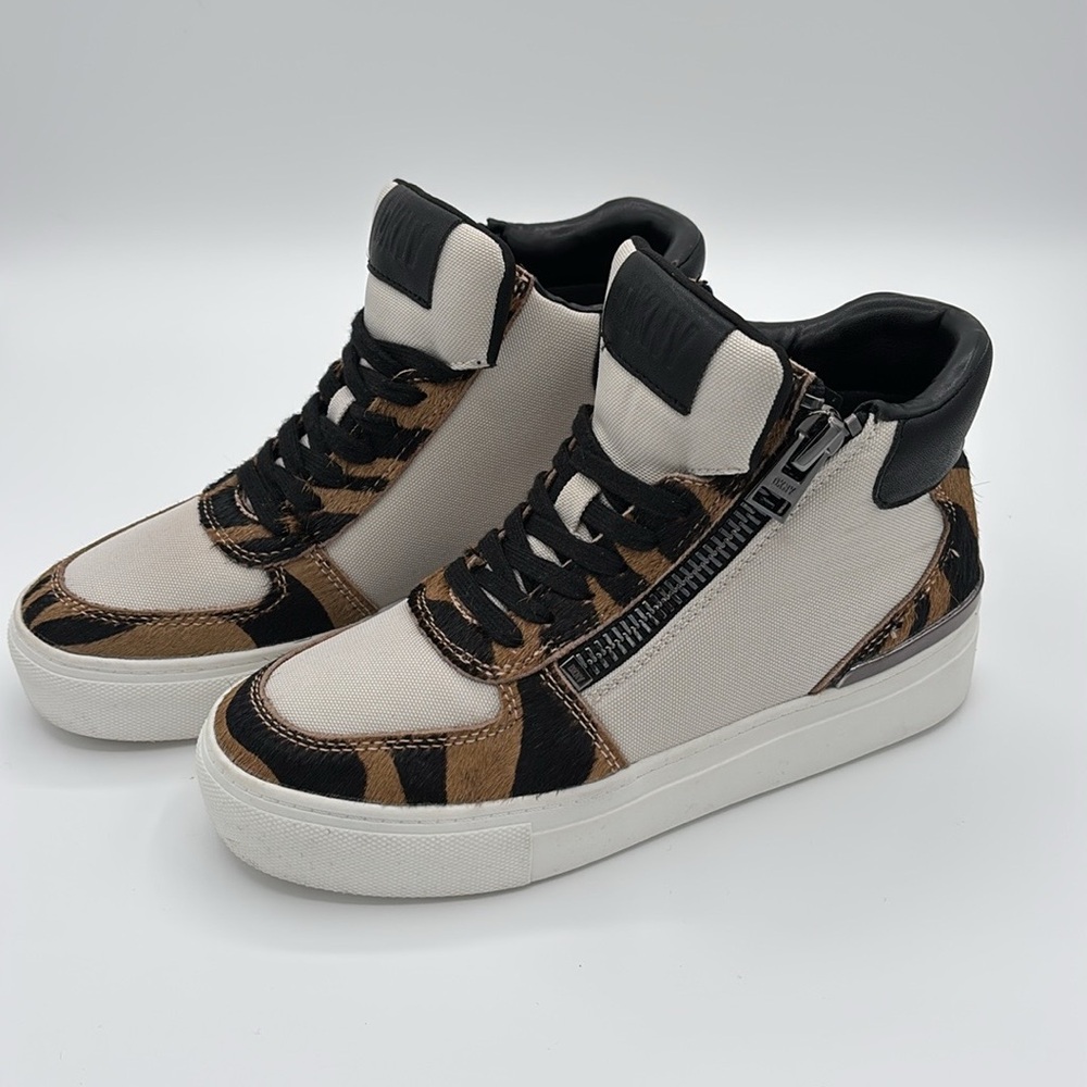 DKNY Women's Cindell Lace-up Size 5.5 M Tiger Strips Zipper Sneakers - Picture 3 of 11